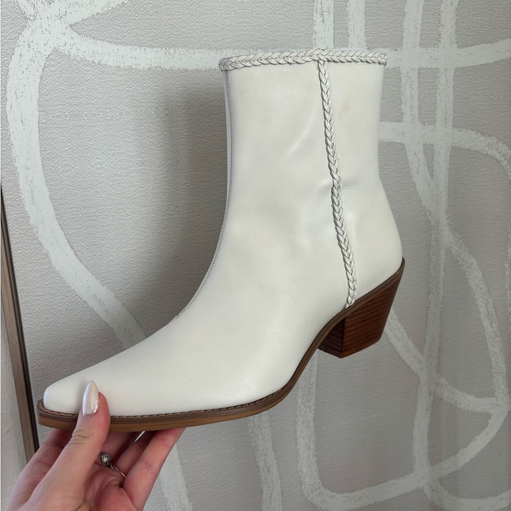 Matisse White Leather Ankle Boots